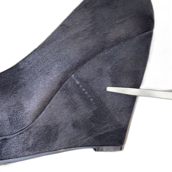 X-APPEAL Licorice Style Black Close Point Toe Hidden Heel Wedge Woman's size 9 - Picture 11 of 16